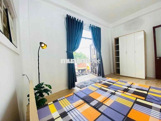 CĂN STUDIO CÓ BAN CÔNG NGAY NGÃ TƯ GA-GẦN ĐH VĂN HIẾN-NTTU-