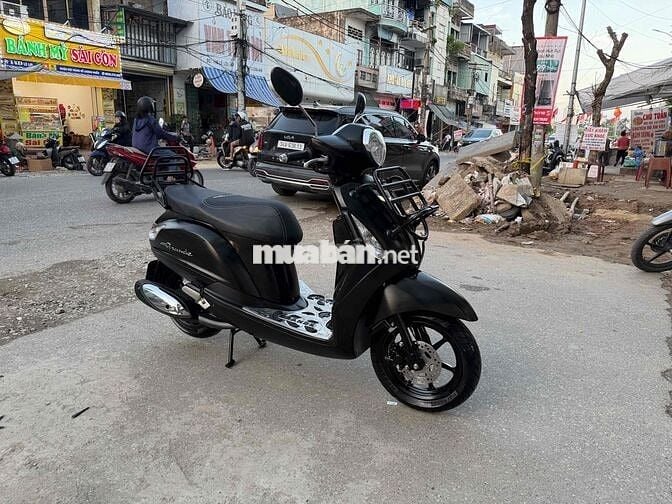 Yamaha Grande 125 2017 đen nhám sơn zin cả xe