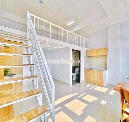 CHO THUÊ DUPLEX CỬA SỔ TRỜI FULL NỘI THẤT NGAY NGÃ TƯ 4 XÃ