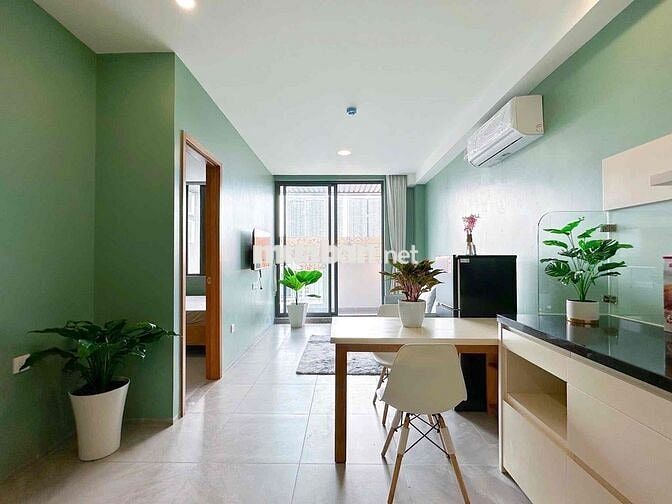 1PN BAN CÔNG LỚN SÁT LOTTE MART Q7. GẦN Q1, Q4 TRUNG TÂM TP HCM