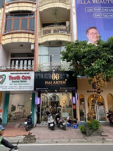 Cho thuê nhà mặt phố Vũ Ngọc Phan, đối diện trường Nam Thành Công