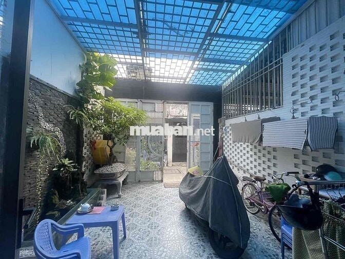 Cho thuê nhà Nguyên căn C4 Linh Tây Hẻm xe hơi gần chợ Thủ Đức, ĐH Ngâ