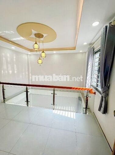 cho thuê phòng có ban công riêng