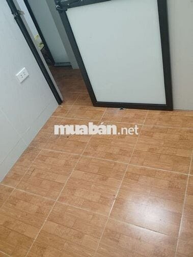 Cho thuê phòng tầng 5 gần sân phơi ngõ 99 đường Cầu Diễn Bắc Từ Liêm