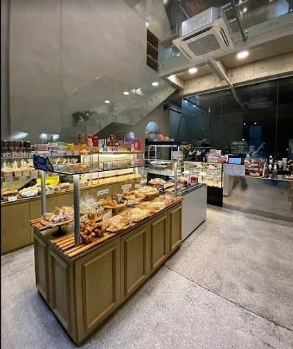 Àlamain Bakery tuyển dụng nhân viên tiệm bánh