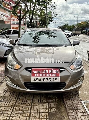 Hyundai Accent 2012 1.4 AT - 118000 km