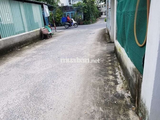 Cho thuê nhà gần trường tiểu học Thới Tam, góc TTT11 A và TTT11C