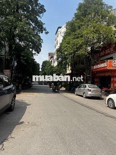 Bán gấp nhà Đấu giá Tứ Hiệp ô tô phân lô vỉa hè ô tô tránh giá 20.3 tỷ