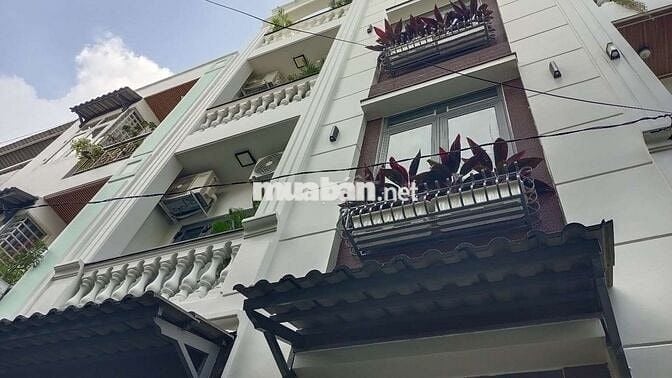 Nhà Xây Mới 4 Tầng Nội Thất Đẹp, Hẻm 4m, Gần CV Làng Hoa