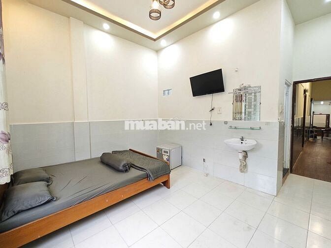 PHÒNG TRỌ THÁNG CAO CẤP – CÔNG VIÊN HÙNG VƯƠNG, GIÁ CHỈ 2,5TR