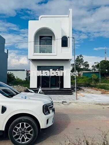 CHÍNH CHỦ BÁN NHÀ 2 TẦNG TRUNG TÂM MÓNG CÁI – MỚI 100% 🏡