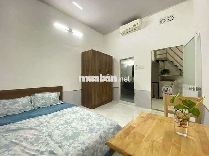 Phòng trọ 28m2 - tại vòng xoay Hoàng Văn Thụ Tân Bình chỉ 7 triệu