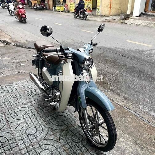 Super Cub 125 màu xi măng mới đăng kí 2025