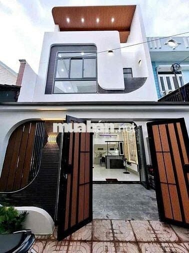 Chủ ngộp bán gấp 5,5x15 + 3n + 3vs 2.580ty đã hoàn công