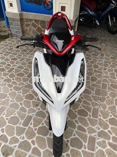 Click Thái 150 trắng đỏ