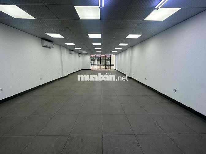 Thái Hà 90m2 giá 22triệu mặt tiền full kính, hầm để xem siêu rộng