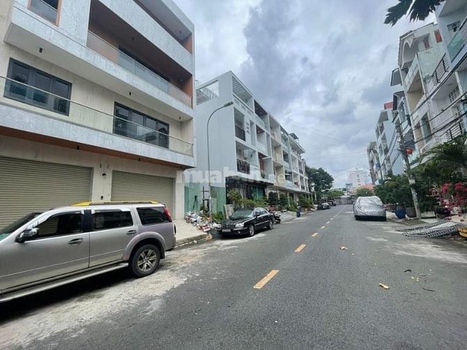 Bán nhà MT đường Số 27, Phường 11, DT 16 x 18m, cấp 4, giá 33 tỷ