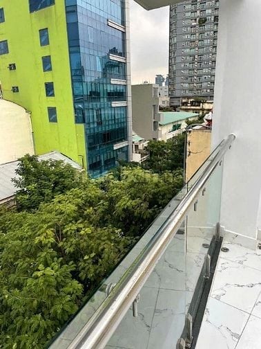 Bán nhà mới 100% Lê Thị Hồng Gấm, Quận 1 – 4 lầu thang máy kính, siêu 