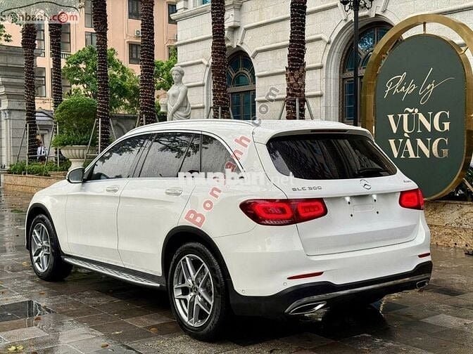 Xe Mercedes Benz GLC 300 4Matic 2019