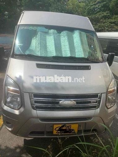 Chính chủ cần bán xe Ford Transit 2017, bản Luxury