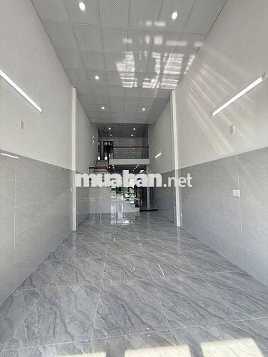 NHÀ GÁC ĐÚC MẶT TIỀN TRƯỜNG CHINH