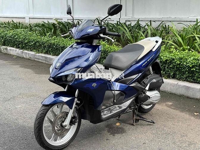 SẴN HS GỐC Air Blade 125 2018 Smartkey TẶNG 2.5TR