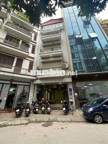 Cho thuê căn nhà riêng DT 150m2 x 5 tầng phố Trung Hòa - KĐT Trung Yên