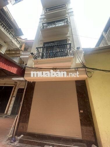 Bán nhà dân xây Ngọc Lâm, gần Phố, DT 58m2, 4 tầng, giá chỉ 12 tỷ