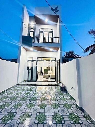 BÁN GẤP NHÀ TÂN UYÊN, SÁT CHỢ TÂN HIỆP 1ty7 CÓ NỘI THẤT