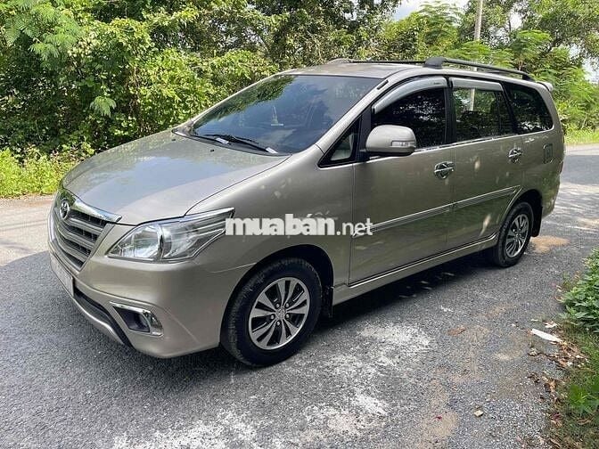 Bán xe Toyota Innova 2015