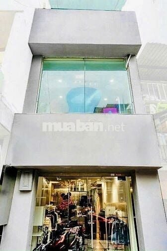 Cho Thuê Nhà Đường Rạch Bùng Binh, Quận 3 ( Nhà Đẹp - Sân Rộng )