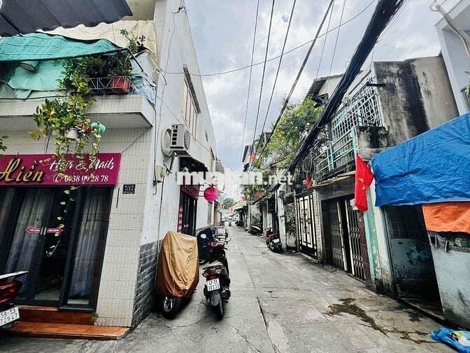 Hẻm Xe Hơi Thông | Gần Mặt Đường Xô Viết Nghệ Tĩnh | Kế Q1 | 3 Tầng |