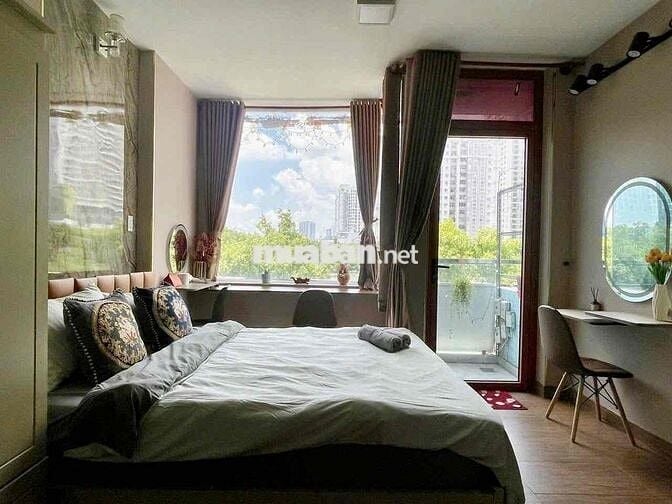 CHO THUÊ STUDIO THOÁNG MÁT MẶT TIỀN GẦN CHỢ BẾN THÀNH