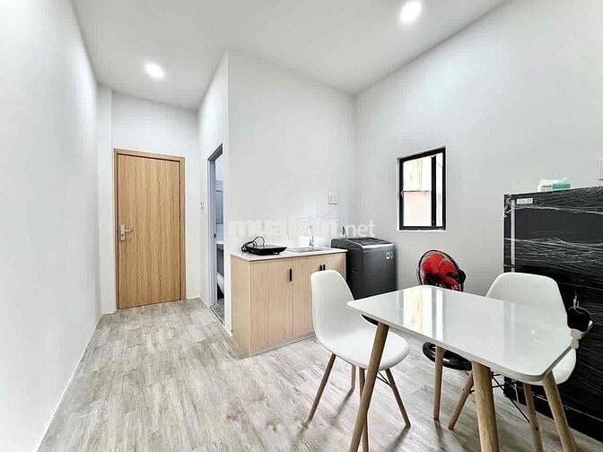 Căn Hộ Dịch Vụ gần Đầm Sen Full nội thất