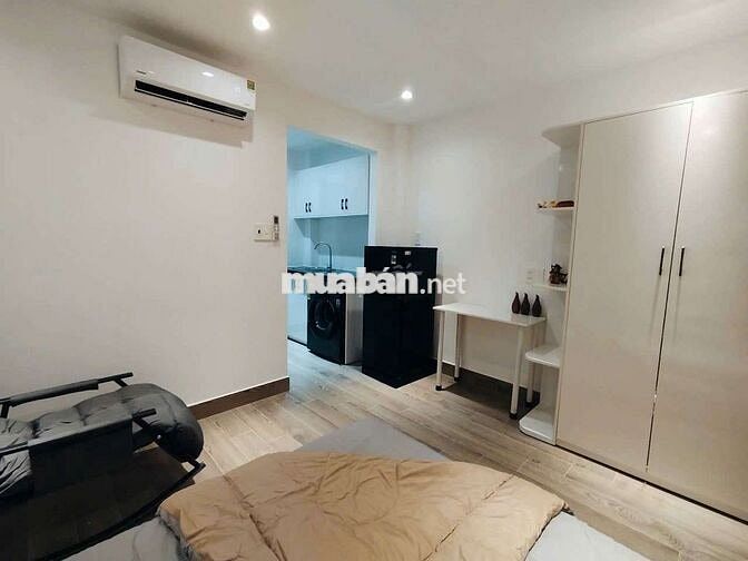 Studio tách bếp Cống Quỳnh gần Bệnh Viện Từ Dũ - thang máy Quận 1