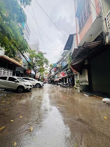 Bán Nhà Phố Chùa Quỳnh-ÔTÔ Đỗ Cửa-2Mặt Ngõ Thông-50m2/4Tầng-Hơn 13Tỷ