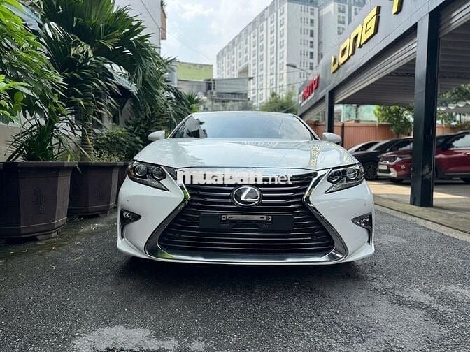 Lexus ES  250 2015 - 60000 km