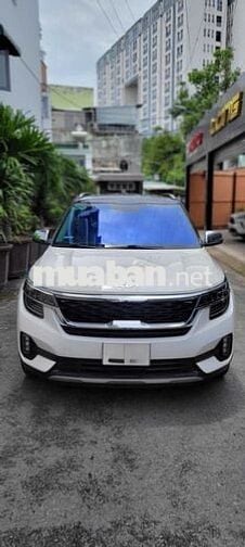 Kia Seltos 2022 Premium 1.4 AT - 34000 km