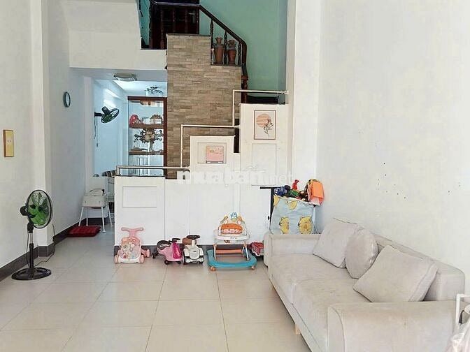 Cho thuê nhà 2 lầu hẻm Huỳnh Tân Phát  thông qua phú mỹ hưng Quận 7