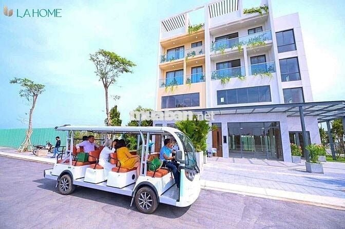 NHÀ PHỐ VƯỜN LIỀN KỀ 1 TRỆT 3 LẦU GIÁ CHỈ 3,699,000,000