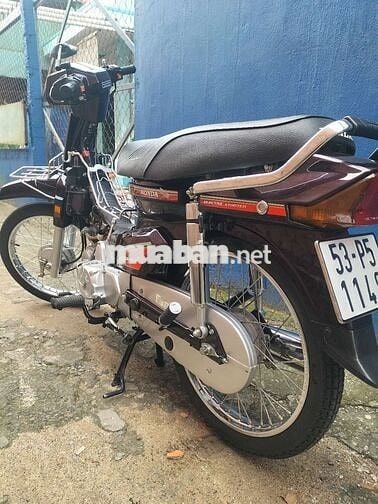 Dư dùng nên bán.