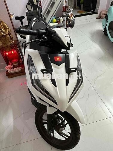vario 125 2025 smk