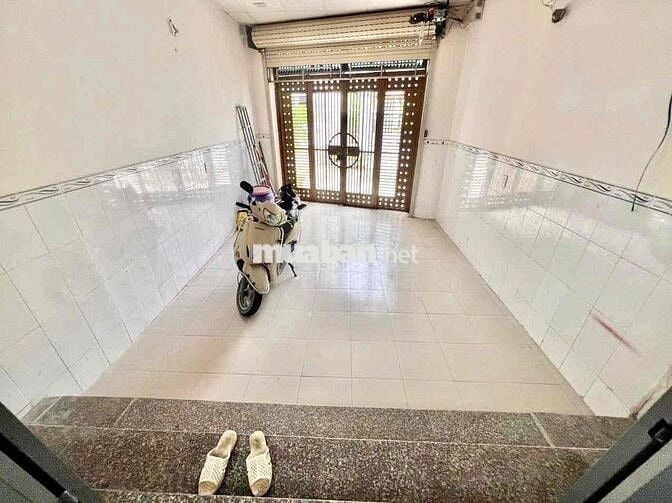 🍀Cho thuê nhà nguyên căn. Hẻm Sinco. BTân