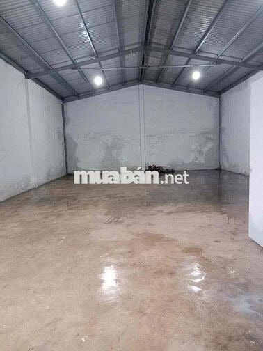 Cho thuê kho xưởng (300m2), gần cây xăng 26, phường Tân Phong (cũ).