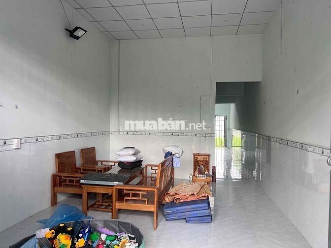 cho thuê nhà cấp 4 mới xây, sạch sẽ. ngay văn miếu trấn biên.