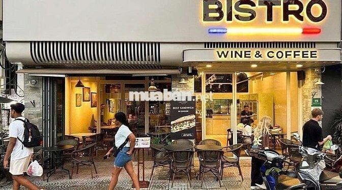 Chính chủ cho thuê nguyên căn vị trí đẹp ngang 8m quận 1