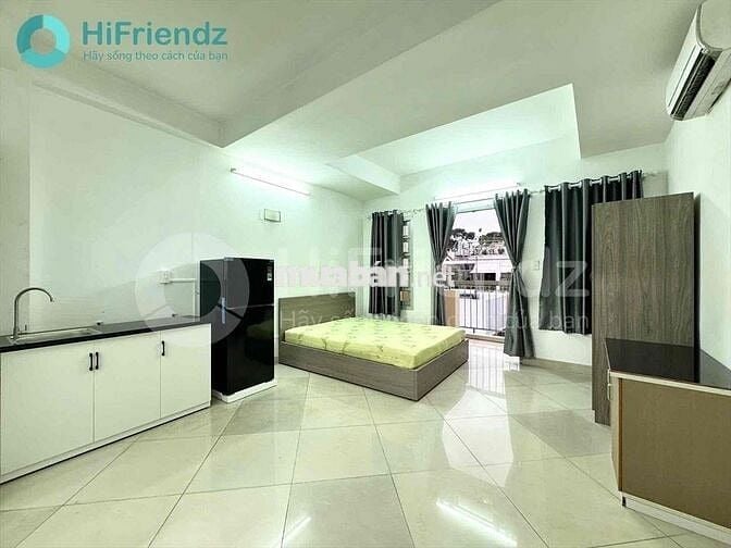 Studio Balcon 30m2 Full New Ngay Nhật Tảo ĐH Kinh Tế UEH Quận 10