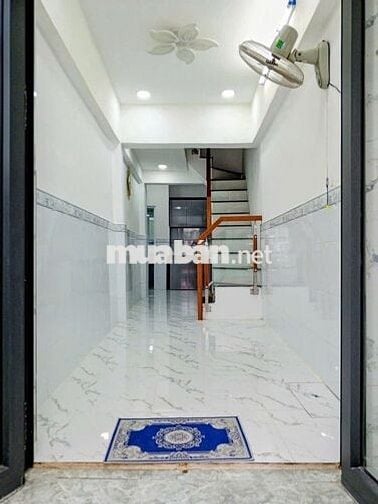 Cho thuê Nhà nguyên căn 2 PN,hẻm xe hơi,Q6, gần Võ Văn Kiệt, nhà mới.