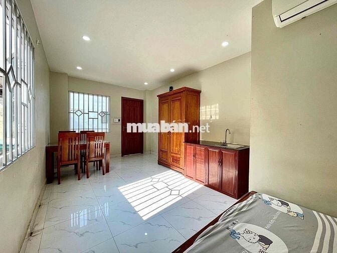 🏡CHO THUÊ CĂN HỘ DỊCH VỤ BANCOL LỚN, VIEW ĐẸP, THOÁNG NGAY VLU CS3