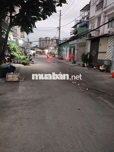 MUA 1 TẶNG 1 NỞT HẬU - DT 216m² - NGANG 8 - 4 TẦNG HXH 5M - NHỈNH 9 TỶ